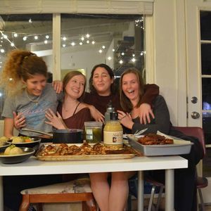 Meet your Posher, Ariana